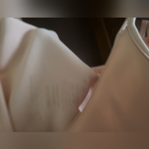 Buffbuny Cami Crop Top - Picture 4 of 4